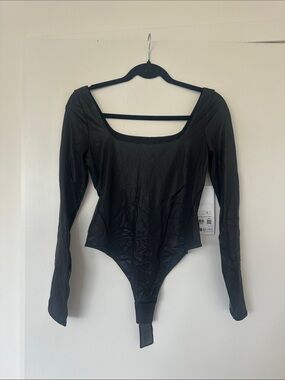 Lululemon Black Shimmer Long-Sleeve Scoop Neck Bodysuit
